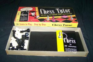 Vintage 1972 Plastic Learn CHESS TUTOR Board Game Lowes