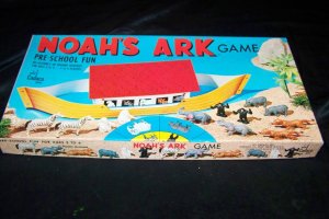 Vintage 1971 NOAH'S ARK Plastic Figure Game Cadaco