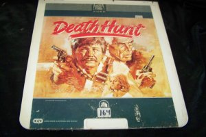 Vintage Death Hunt CED Videodisc Video Disc Movie