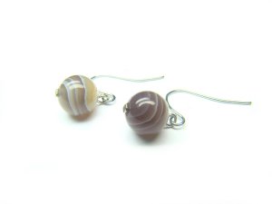 EBOTRS1000X Botswana Agate Round Shape 8mm Earrings