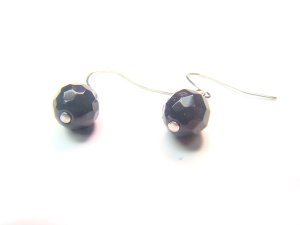EONXRS1000X Onyx Round Shape 8mm Cut Earrings