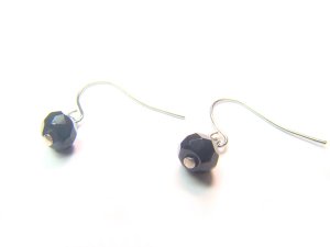 EONXDO0308X Onyx Donut Shape 4x6mm Cut Earrings