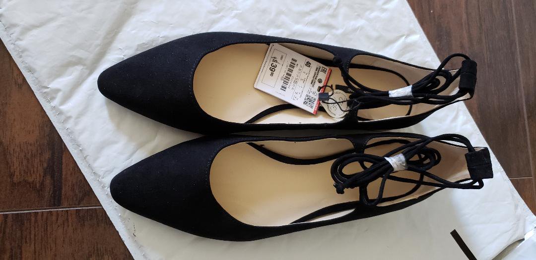 Zara Ladies Black Shoes size US 40  NWT