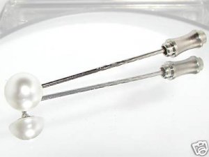 Pearl Wedding Cravat Pin made with SWAROVSKI ELEMENTS