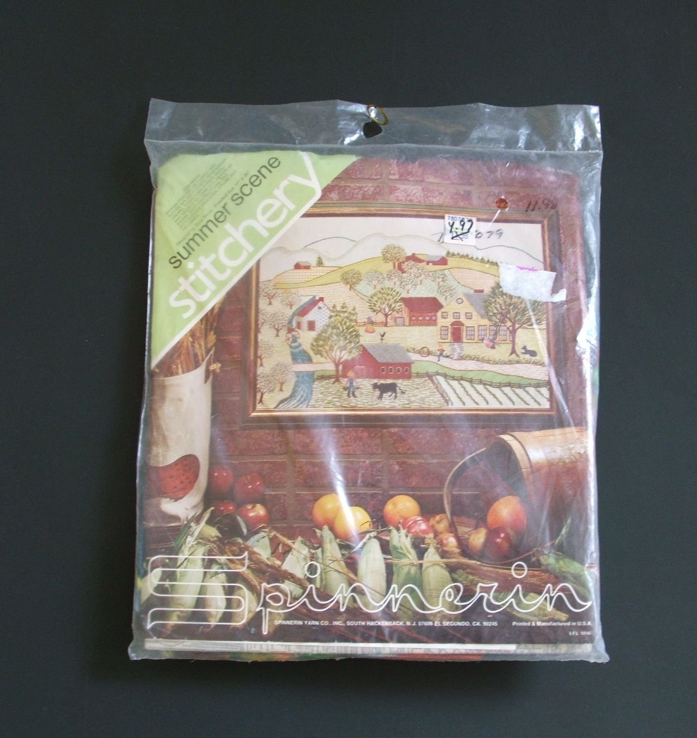 Vintage Primitive Crewel Embroidery Kit Spinnerin Stitchery Summer