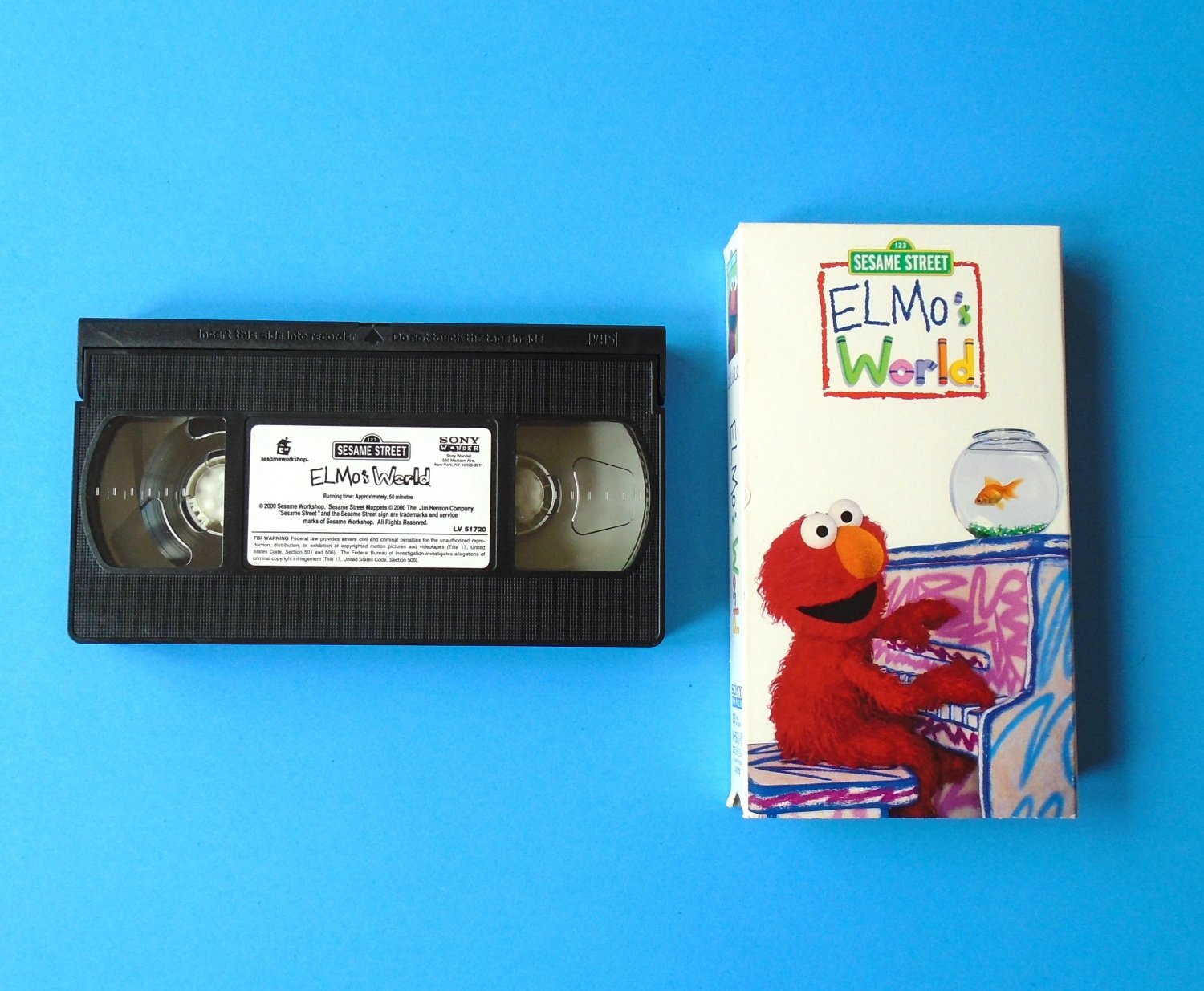 VHS Tape Sesame Street ELMO'S WORLD Scarce (2000) Used Tested!