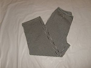 WOMENS ST JOHNS BAY CAPRIS SIZE 10 VERY CUTE