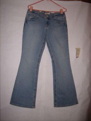 l.e.i Distressed Denim Boot Cut Jeans Size 13 Juniors