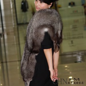Genuine Whole Hide Real Fox Fur Scarf/Shawl Silver Fox