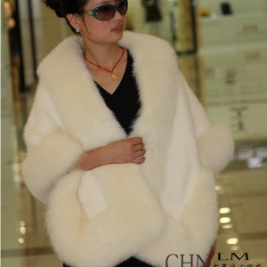 Luxuy Large Genuine REAL Mink Fur Shawl with Fox Trim, Cream White