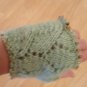 Wrister fingerless gloves beaded knitted