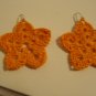 Gold star earrings crocheted