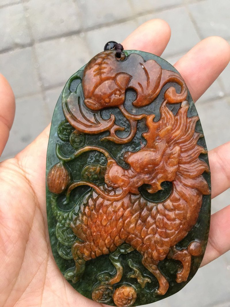 Hand - arved jade mythical mythical amulet jade pendant pendant pendant A1