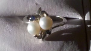 Sapphire and Pear ring   R-1226