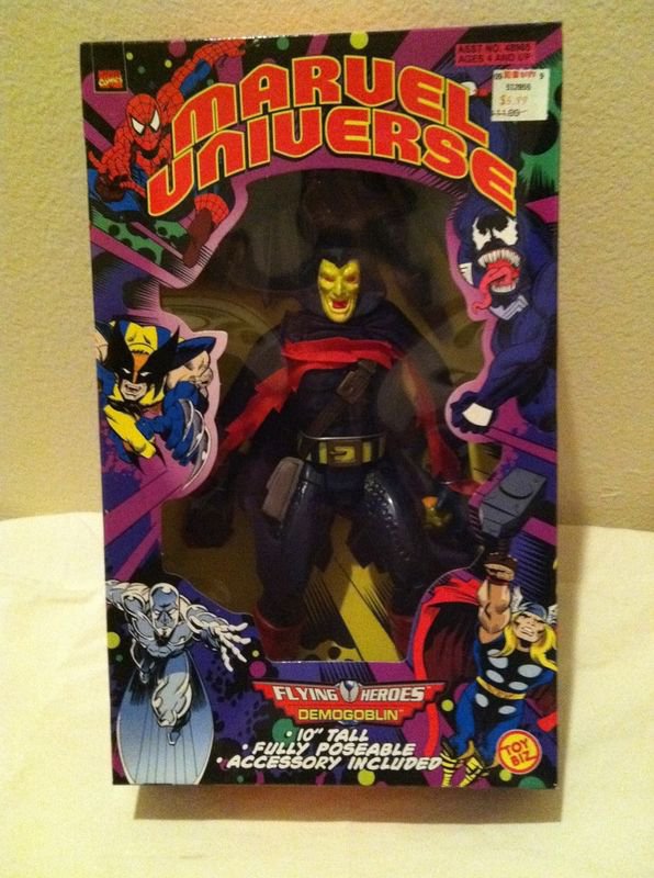 MARVEL UNIVERSE 10 INCH FLYING HEROES DEMOGOBLIN ACTION FIGURE 1998