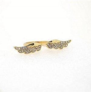 Angel Wing Ring in Gold with Rhinestone