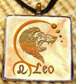 Leo Glass Pendant