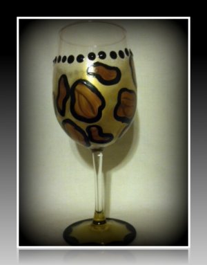 Cheetah 12 oz hand painted wine glass