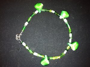 B004