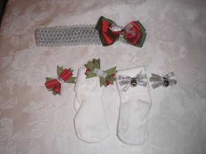 CHRISTMAS SILVER BELLS HEADBAND BOW W/MATHCING VELCRO SOCKS & BOWS SZ 6-18 M SET