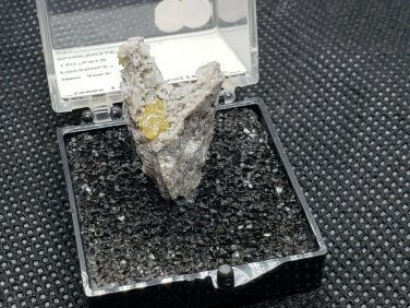 Beautiful Rare Yellow Sphalerite specimen