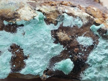 Stunning Strashimirite specimen