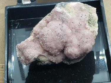 Rhodochrosite thumbnail Specimen!