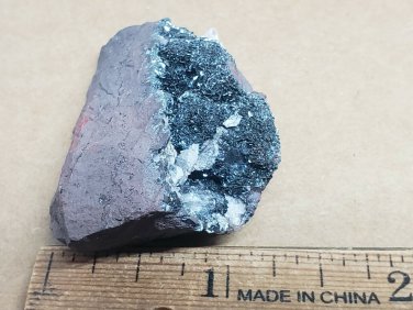 Hematite w quartz specimen