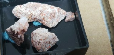 Beautiful Minium Thumbnail specimen