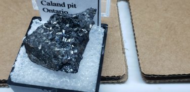 Beautiful Manganite thumbnail specimen