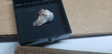 Beautiful Gold thumbnail specimen
