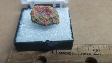 Beautiful Getchellite specimen (crystals)