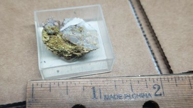 Stunning Beaverite thumbnail specimen