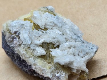 Stunning Barite on yellow Fluorite specimen