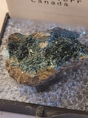 Beautiful Zanazziite thumbnail specimen