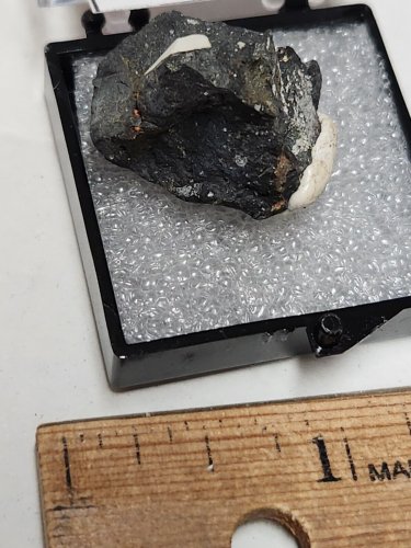 Beautiful Ludlockite Thumbnail specimen