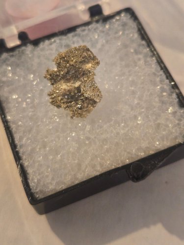 Beautiful Crystalline Gold Thumbnail specimen