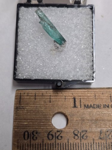 Beautiful Emerald thumbnail specimen