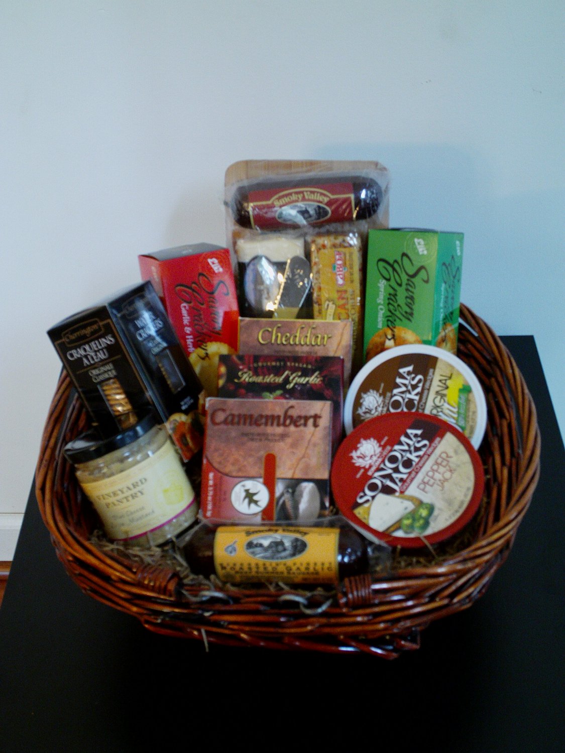 The Entertainer Cheese & Cracker Gift Basket