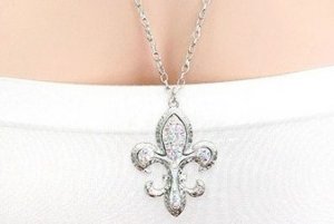 Fleur de Lis necklace
