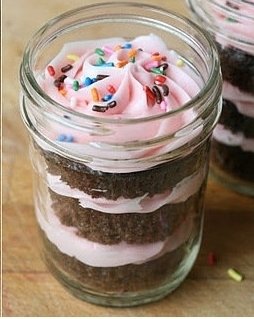 Frosted Cupcakes In A Jar  (1 Jar)
