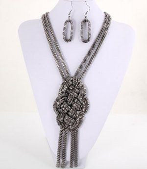 All tied Up! Necklace Set