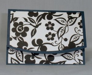 Handmade - Silver Flower Gift Card Holder