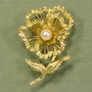 Vintage Brooks Flower Brooch/Pin: Beautiful Brushed GT Metal and Shining Wire, Elegant Piece