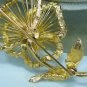 Vintage Brooks Flower Brooch/Pin: Beautiful Brushed GT Metal and Shining Wire, Elegant Piece