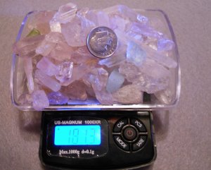 kunzite rough 900 carats