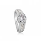 RIGANT Stylish Swarovski Crystal Ring (White)