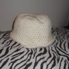 WHITE BEANIE WITH BRIM