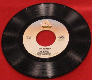 The Kinks Low Budget / (Wish I Could Fly Like) Superman