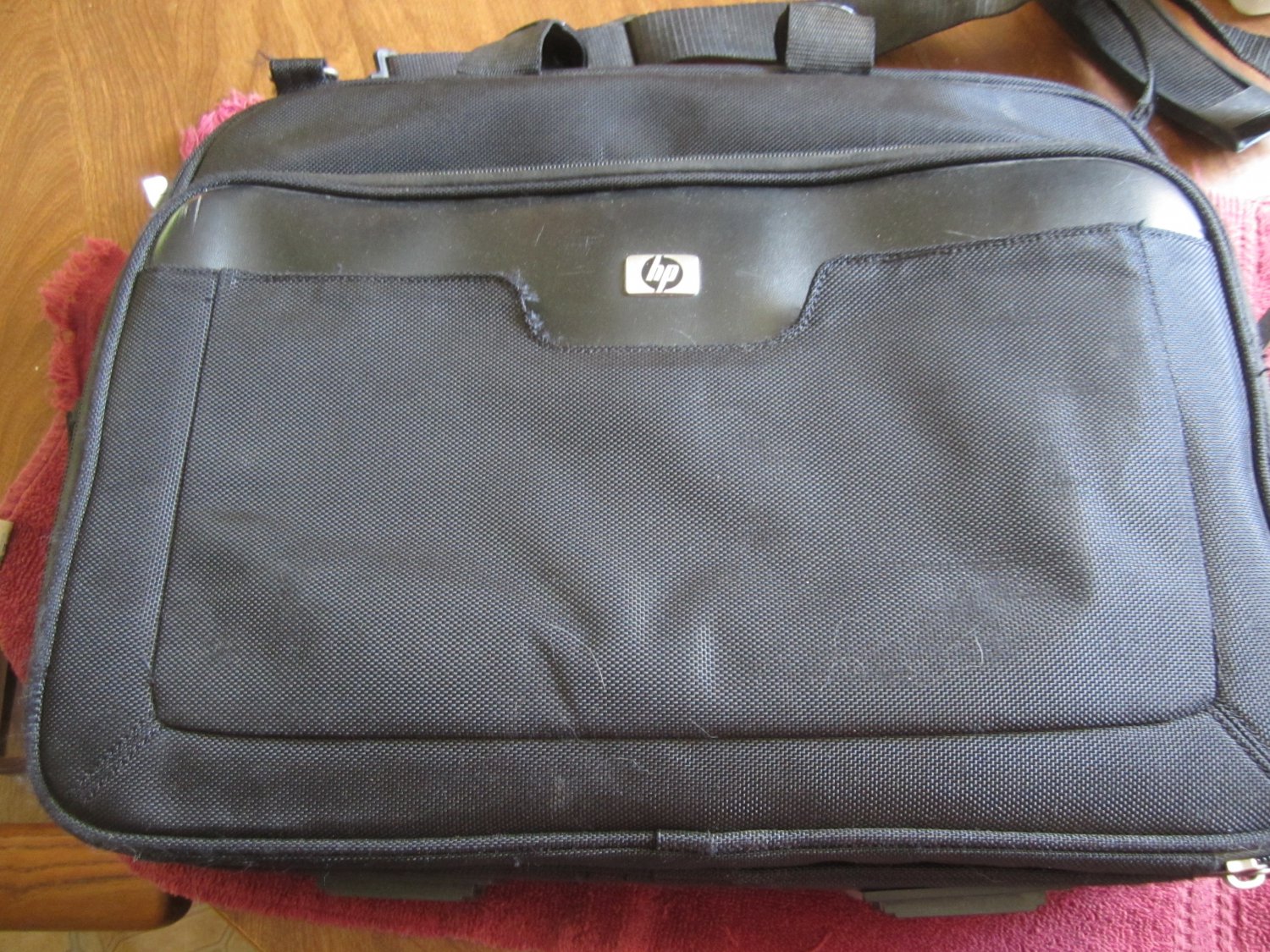 HP Laptop padded Carrying Case 9 Compartment 14"17" laptop / Computer